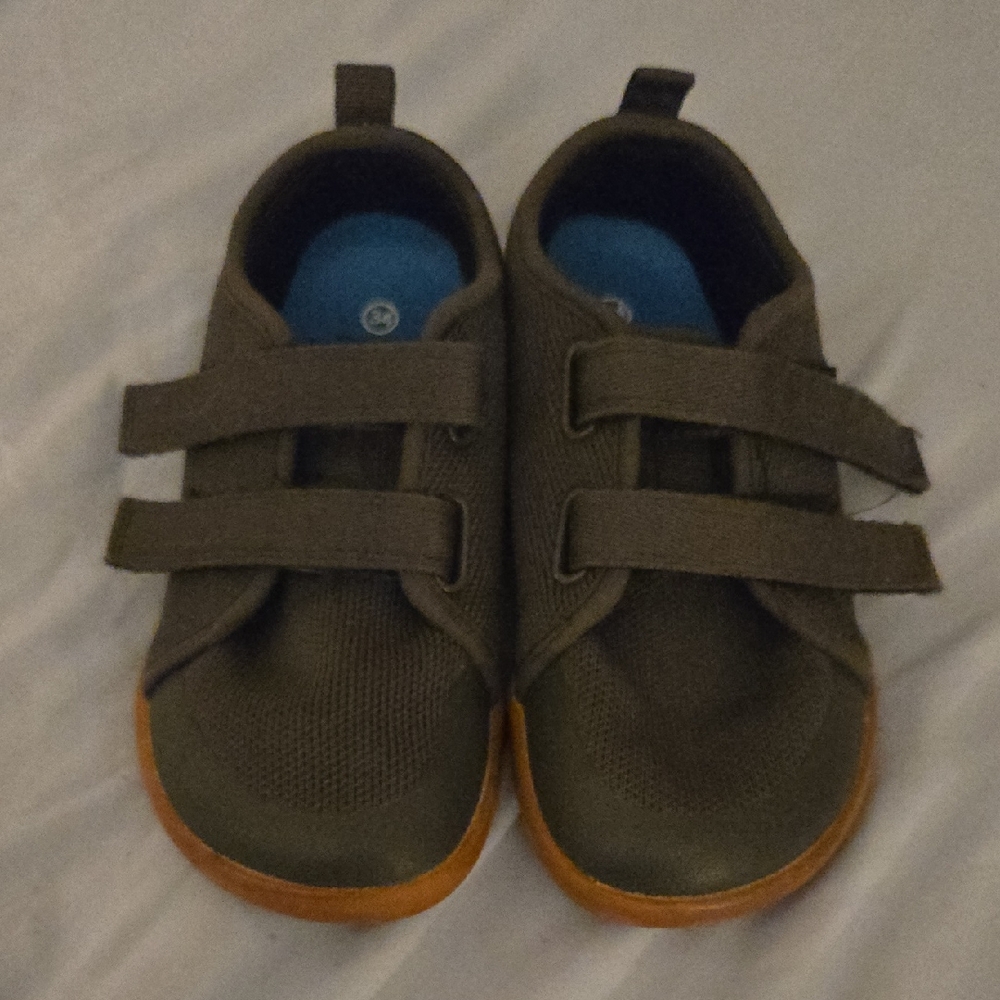 Sz 2.5 Wide Barefoot Adaptive Shoes By Whitin For Boys And Girls